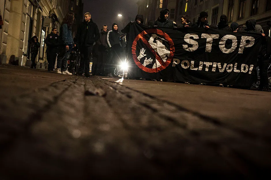 Stop politivold, foto 1, Alexander Zehntner