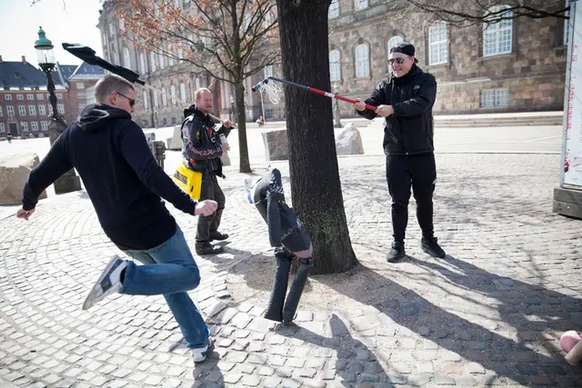 1. maj 2013: Faner er røde, Helle er ... (17/31)