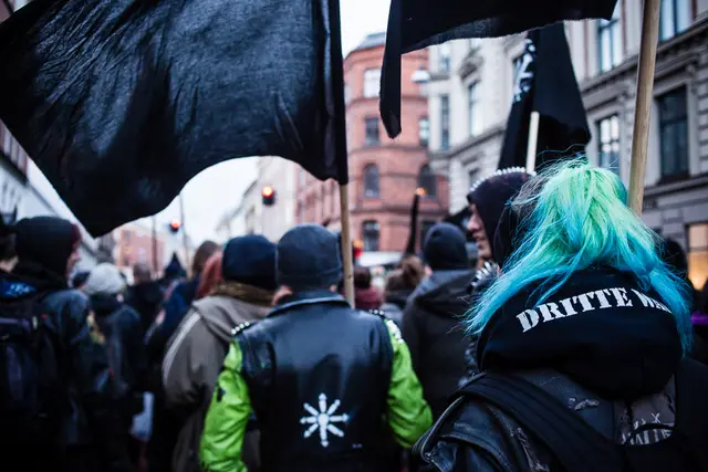 8 års-demo: Intet glemt, Intet tilgivet (4/19)