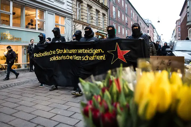 Aktivister på gaden for at støtte rydningstruede fristeder i Berlin (1/12)