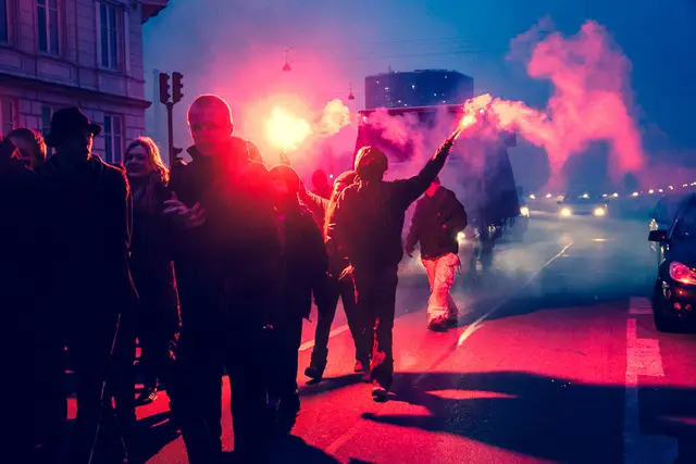 Aktivister på gaden for at støtte rydningstruede fristeder i Berlin (6/12)