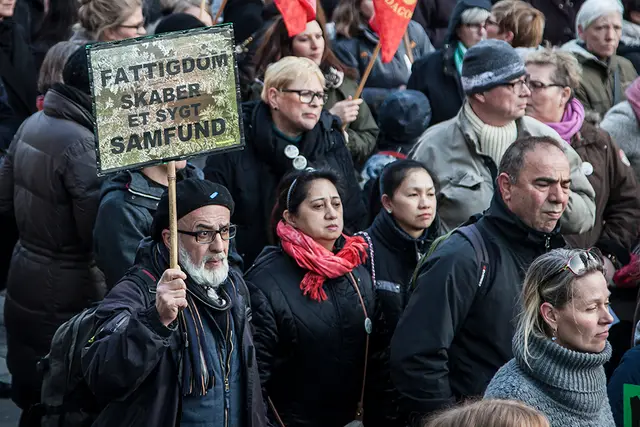 Demonstration mod milliardbesparelser i kommunerne (1/11)