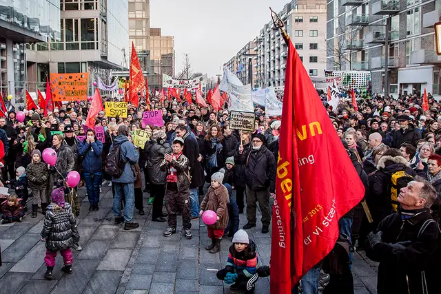 Demonstration mod milliardbesparelser i kommunerne (11/11)