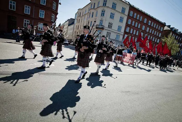 Fagligt optog på vej til Fælledparken