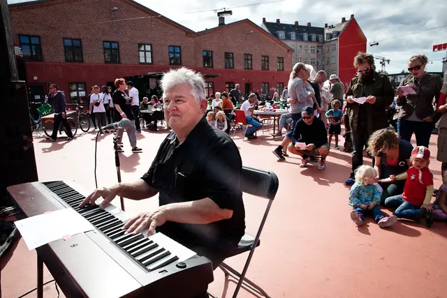 Gadefest mod vold, trusler og bøller (3/14)