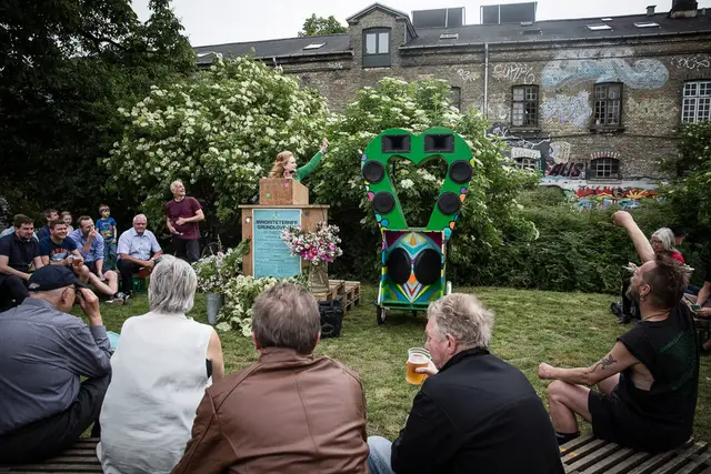 Grundlovsdag på Christiania (1/15)
