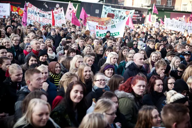 Højt humør under SU-protester (7/25)