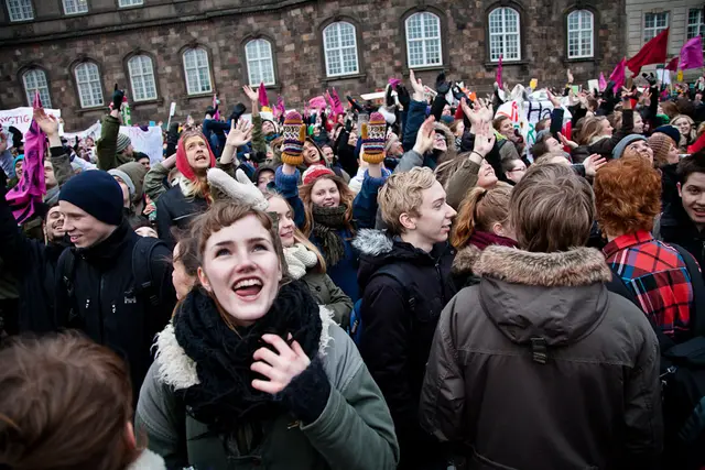 Højt humør under SU-protester (18/25)