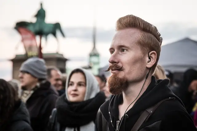 »Ja til velfærd - Nej til fattigdom« (12/13)