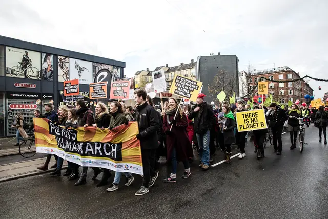 Mangfoldig klimamarch i København (4/23)