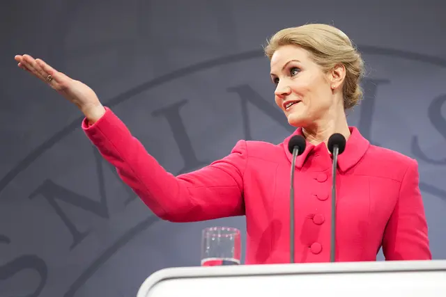 Helle Thorning-Schmidt præsenterede den nye regering i spejlsalen, Christiansborg, 3 februar 2014