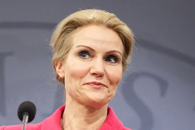 Helle Thorning-Schmidt med et smøret smil da hun præsenterede den nye regering i spejlsalen, Christiansborg, 3 februar 2014