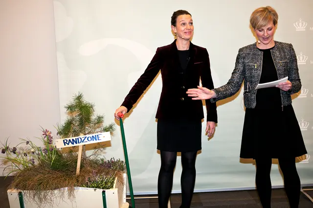 Ida Auken overdrager miljøministerposten til Kirsten Brosbøl, miljøministeriet, 3 februar 2014