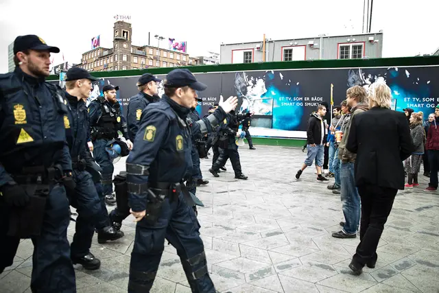 Moskemodstandere møder modstand (1/22)