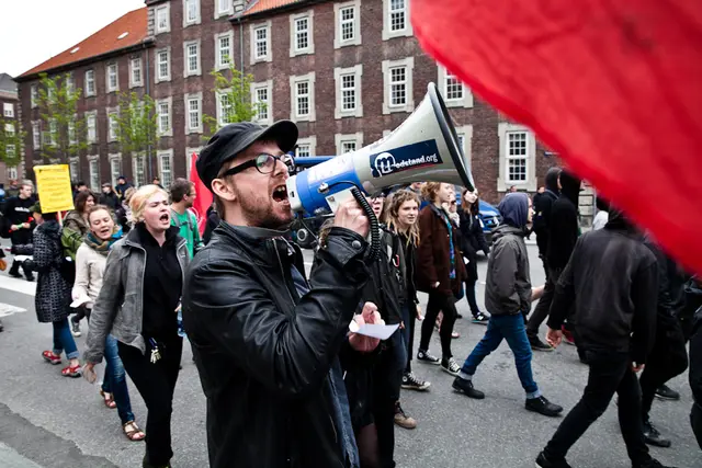 Moskemodstandere møder modstand (5/22)