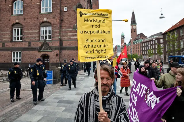 Moskemodstandere møder modstand (6/22)