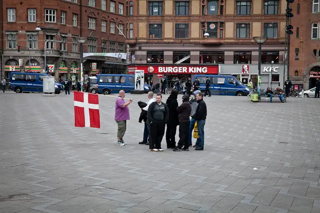 Moskemodstandere møder modstand (8/22)