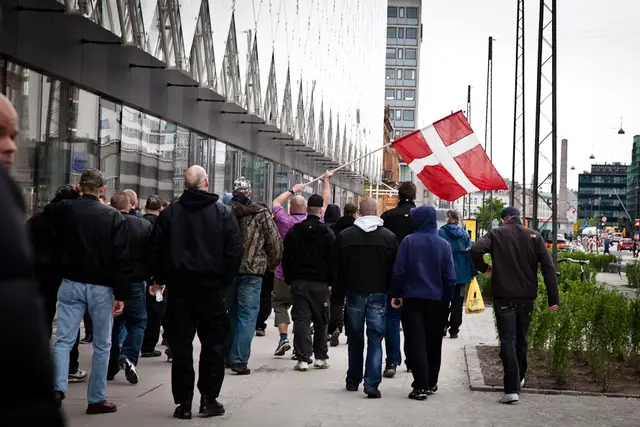 Moskemodstandere møder modstand (15/22)