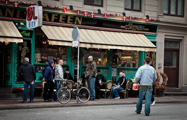 Moskemodstandere møder modstand (17/22)