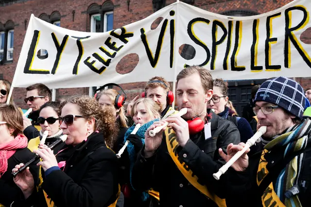 "Lyt eller vi spiller". Blokfløjtekoncert på Rådhuspladsen