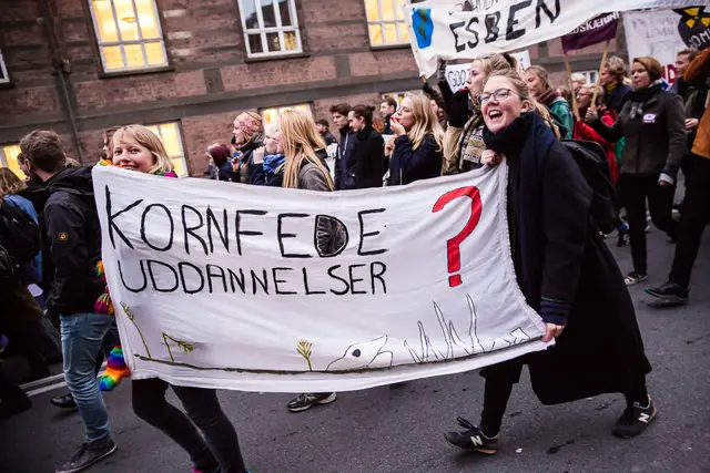 Stop milliardnedskæringer på uddannelse (18/25)