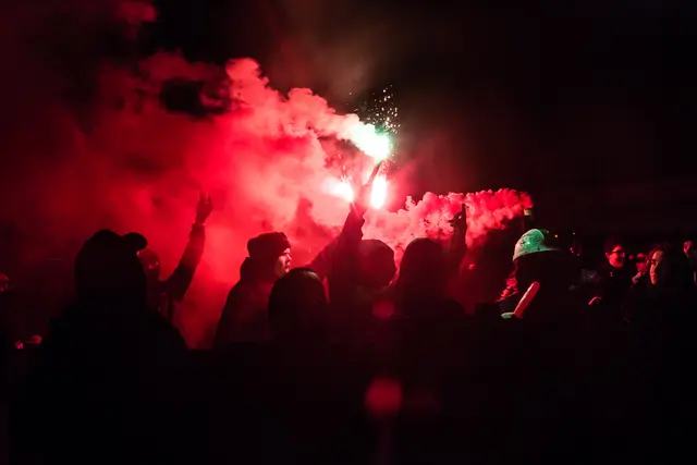 Stop politivold (6/11)