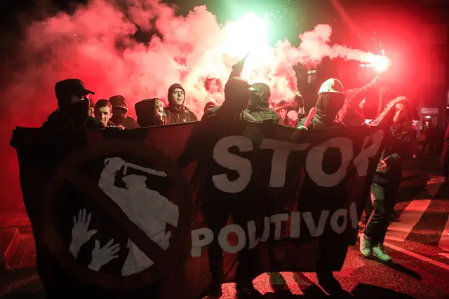 Stop politivold (7/11)