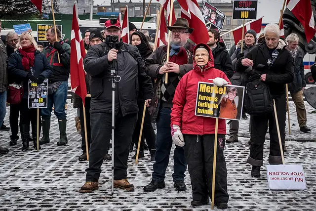 To år med protester mod 'For Frihed' (9/18)